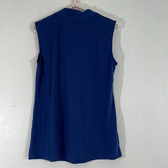 NEW YORK & COMPANY Sleeveless Knot-Front Design Blue Blouse Size Medium New - Picture 3 of 5